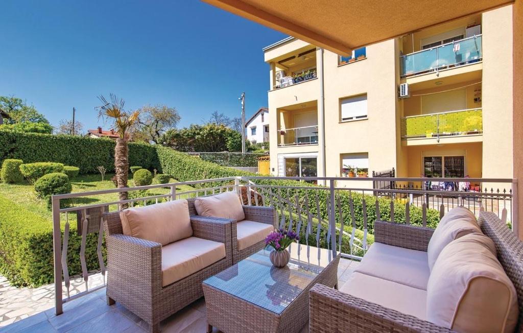 Apartamento Apartman Viskovo-Opatija 4* Exterior foto