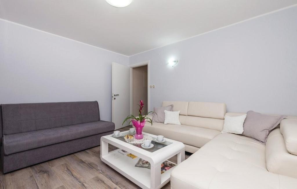 Apartamento Apartman Viskovo-Opatija 4* Exterior foto
