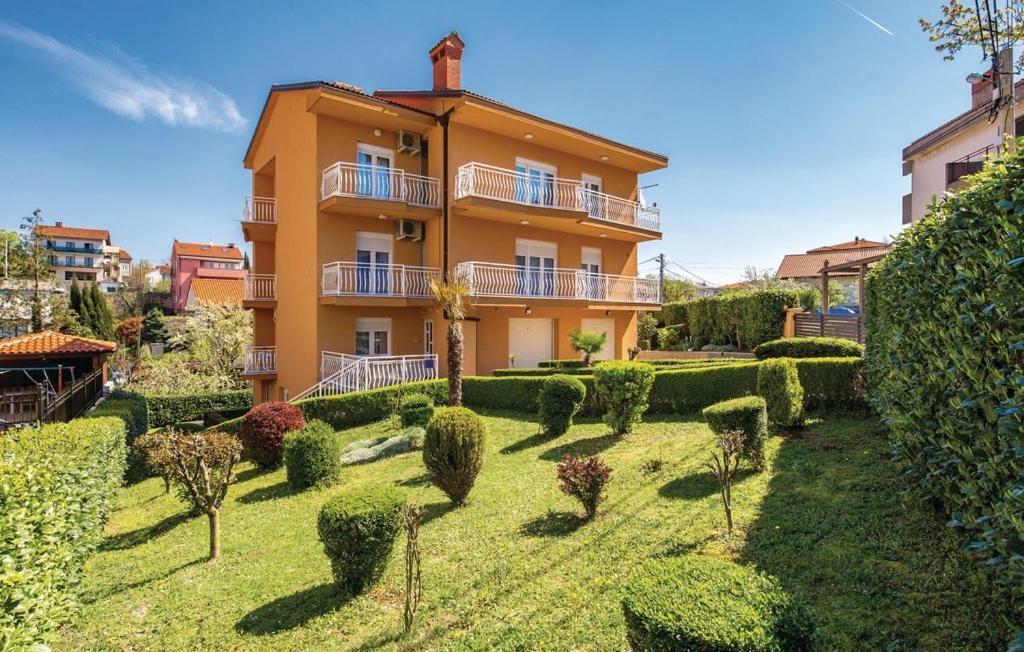 Apartamento Apartman Viskovo-Opatija 4* Exterior foto